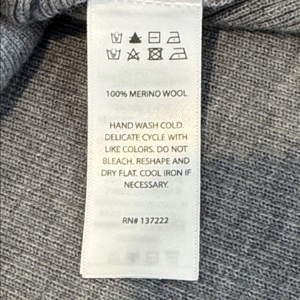 House of Harlow 1960 Merino Wool Cropped Cardigan. Ladies L - Picture 8 of 14